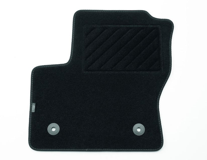 C-MAX Alfombrillas de moqueta  delanteras, en color negro.