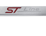 Focus Protectores de umbral de puerta delanteros, con logo ST-Line.