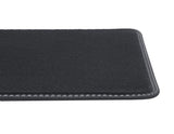 FOCUS ALFOMBRILLAS DE TERCIOPELO PREMIUM TRASERAS, EN COLOR NEGRO CON COSTURA EN COLOR GRIS.