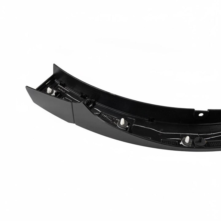 Moldura paso rueda trasera negra IZQ Mustang Mach-E 2020+