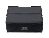 Caja organizadora plegable de tela en color negro, con óvalo Ford en color blanco a ambos lados.