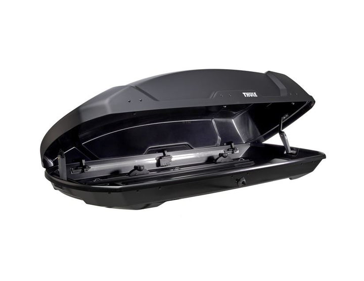 Thule®* Baúl de techo FORCE XT L, en color negro mate Aeroskin
