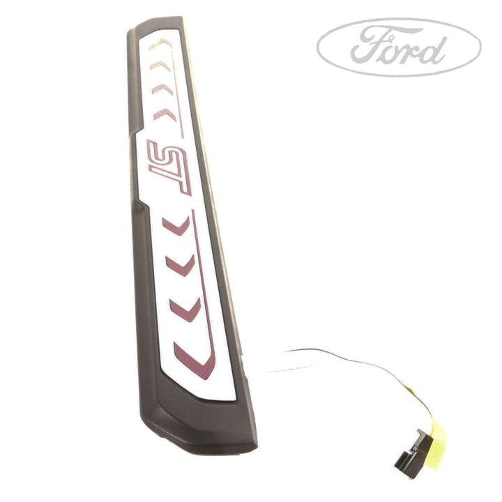 Ford Focus 2011-2019 Placa Escufrión Puerta Acero Inox Iluminada Derecha 1933671
