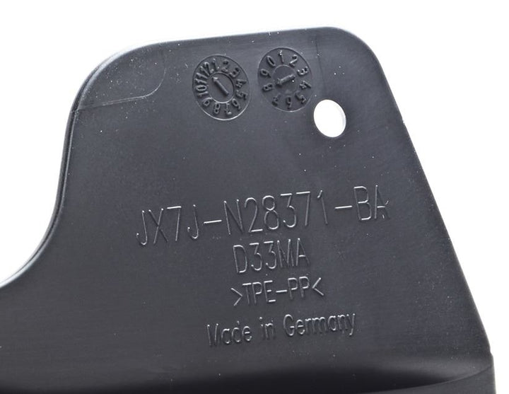 Original Ford Focus desde 04/2018 Guardabarros traseros,delineados.