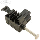 Interruptor inhibidor de arranque del pedal del embrague para transmisión manual original Ford 1439868