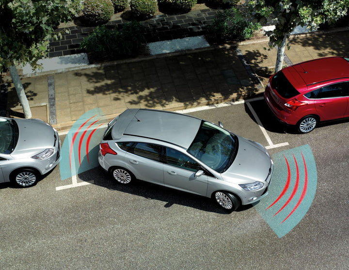 Focus Sensor de aparcamiento kit de instalación específico para el vehículo.