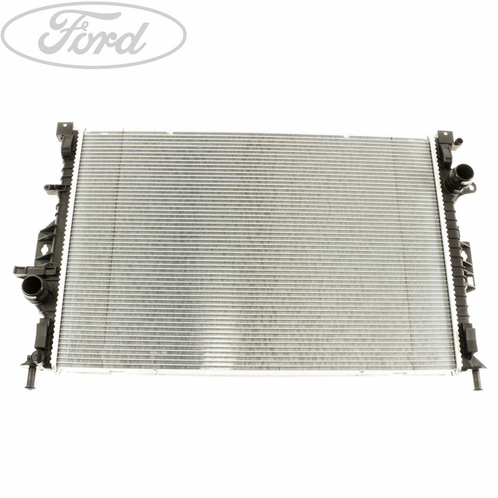 Radiador de refrigeración del motor original para Ford Focus ST 2.0 EcoBoost 2014-2019 1805529