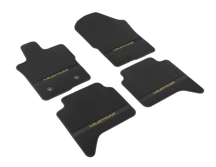 Kit de alfombrillas de moqueta delanteras y traseras Ranger Wildtrak automática 2022+ negro con logo amarillo